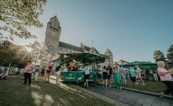 Concert in front of the Prussian government building © Concert in front of the Prussian government building ©